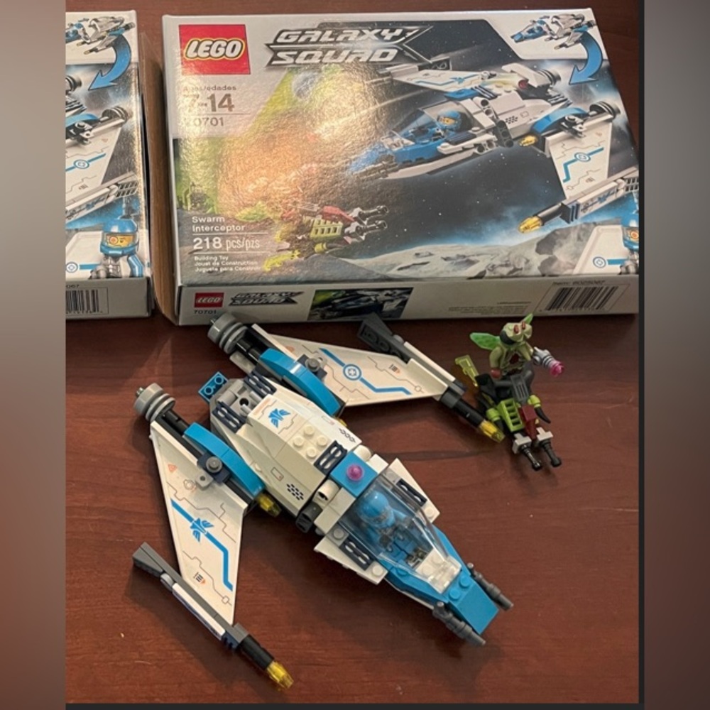 LEGO Galaxy Squad Swarm Interceptor Set